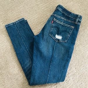 LEVI’S Altered 711 Skinny